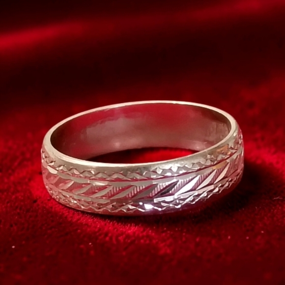 Milor Jewelry - Vintage 14k Italy Milor White Gold Wedding Band